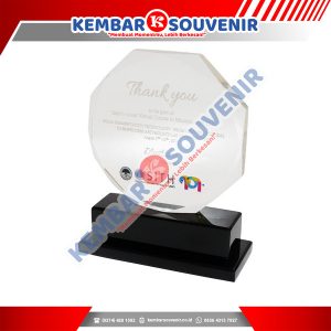 Trophy Akrilik Pemerintah Kabupaten Kotawaringin Barat