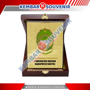 Model Piala Acrylic Premium Harga Murah