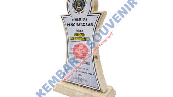 Souvenir Wayang Perak Kota Tangerang